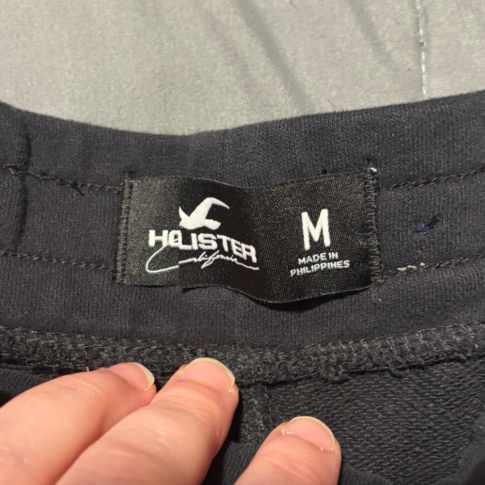 HOLLISTER Black Sweat Shorts with Logo Trim Men’s Size Medium - Picture 4 of 5